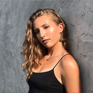 Meet your Posher, Gigi